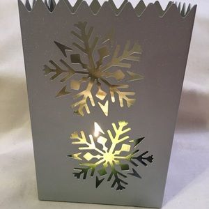 Pair of Retired PartyLite Snowflake Luminary in original boxes, like new